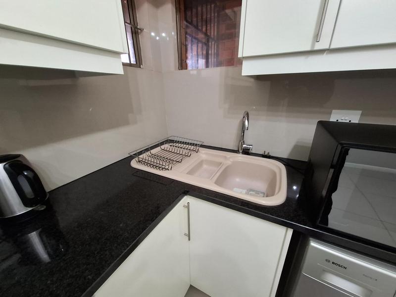 1 Bedroom Property for Sale in Heldervue Western Cape